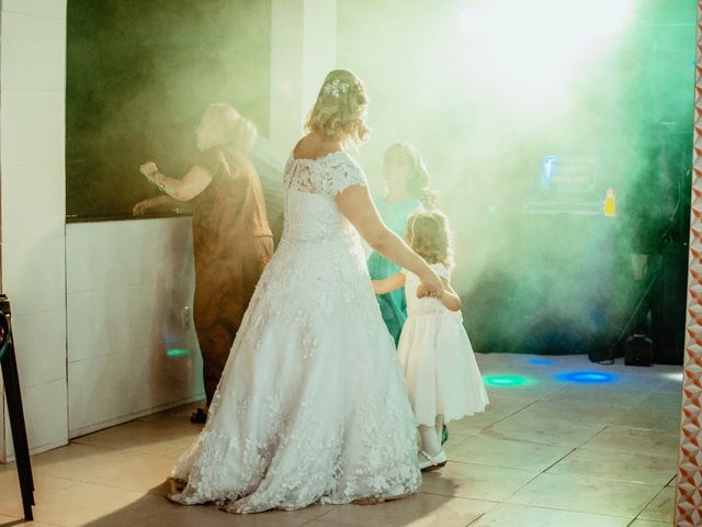 O casamento de Felipe e Dayanne em Esmeraldas, Minas Gerais 30