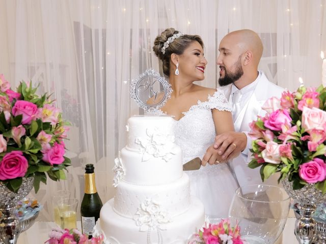 O casamento de Vitor e Karol em São Paulo 33