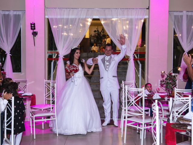 O casamento de Adriano e Caroline em Guarulhos, São Paulo 31