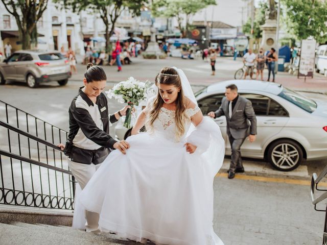 O casamento de Humberto e Camila em Aparecida, São Paulo Estado 23