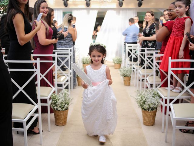 O casamento de Rodrigo e Cristiane em Caieiras, São Paulo Estado 56