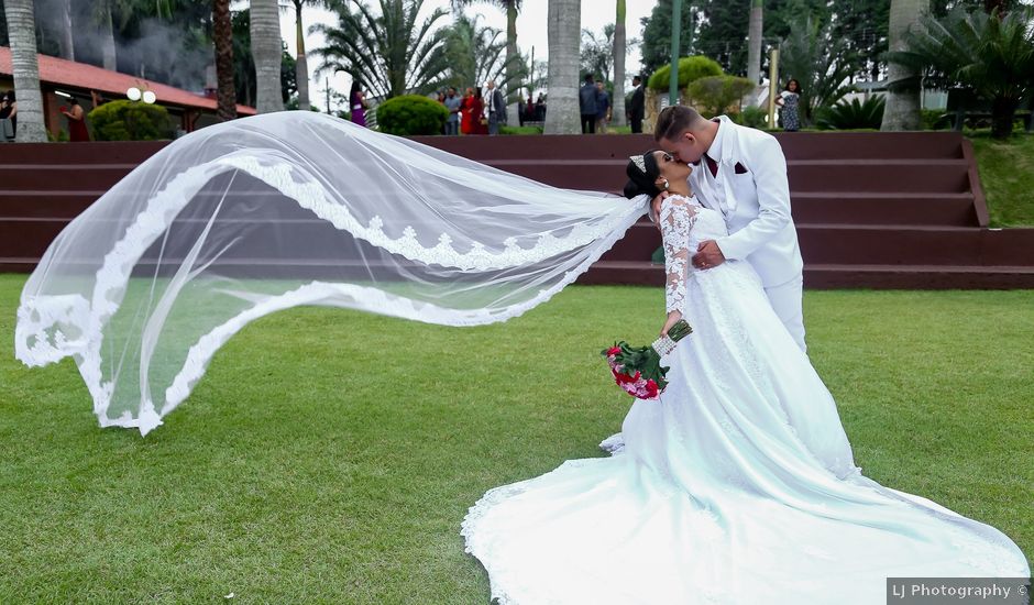 O casamento de Miquéias e Alicia em Poá, São Paulo Estado
