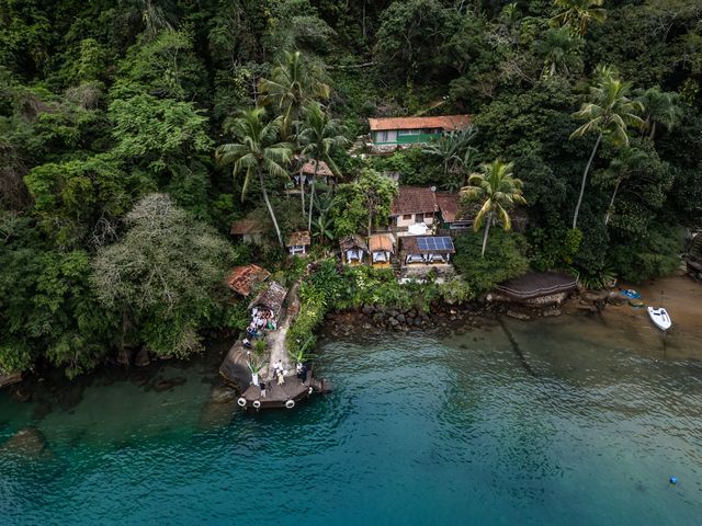 O casamento de Sheena e Vinni em Angra dos Reis, Rio de Janeiro 3