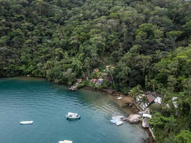 O casamento de Sheena e Vinni em Angra dos Reis, Rio de Janeiro 4