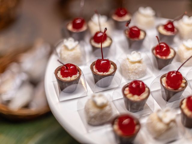 O casamento de Sheena e Vinni em Angra dos Reis, Rio de Janeiro 10