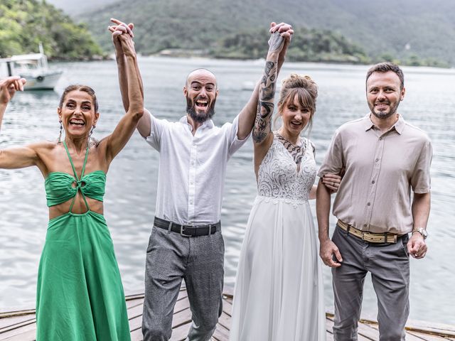 O casamento de Sheena e Vinni em Angra dos Reis, Rio de Janeiro 39