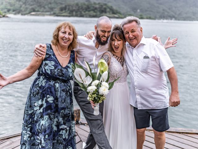 O casamento de Sheena e Vinni em Angra dos Reis, Rio de Janeiro 45