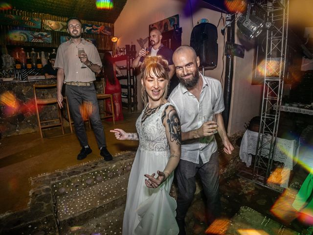 O casamento de Sheena e Vinni em Angra dos Reis, Rio de Janeiro 60