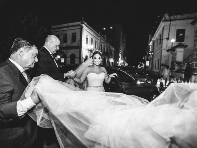 O casamento de Técio e Carolina em Porto Alegre, Rio Grande do Sul 12