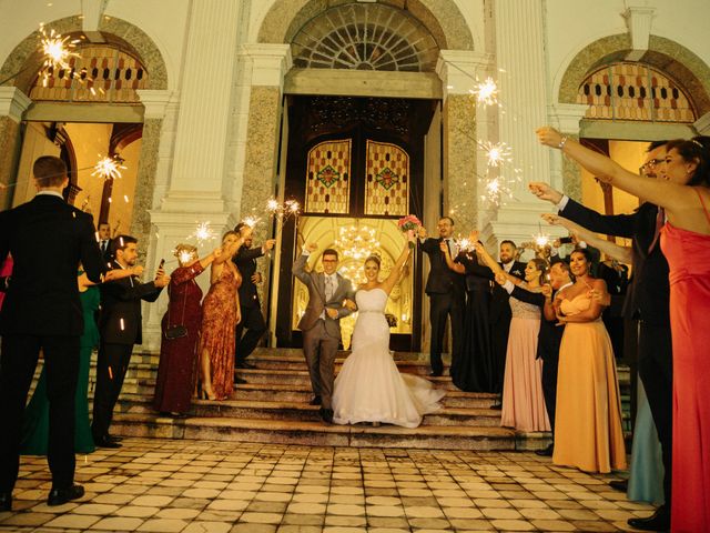 O casamento de Técio e Carolina em Porto Alegre, Rio Grande do Sul 1