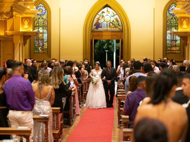 O casamento de Silvio e Raphaela em Belo Horizonte, Minas Gerais 38