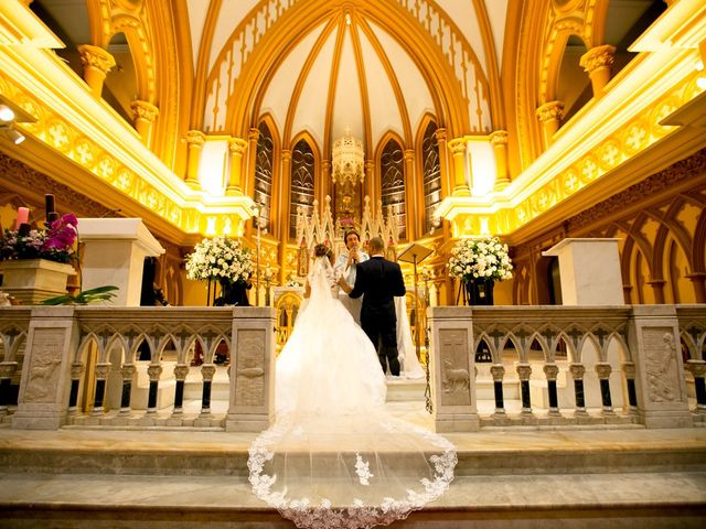 O casamento de Silvio e Raphaela em Belo Horizonte, Minas Gerais 44