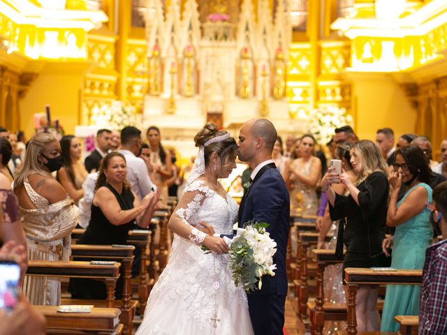 O casamento de Silvio e Raphaela em Belo Horizonte, Minas Gerais 57