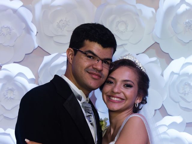 O casamento de Júnior e Alyna em Recife, Pernambuco 32