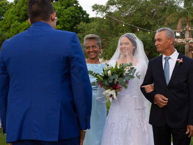 O casamento de Lucas e Larissa em Santo Antônio do Leverger, Mato Grosso 15