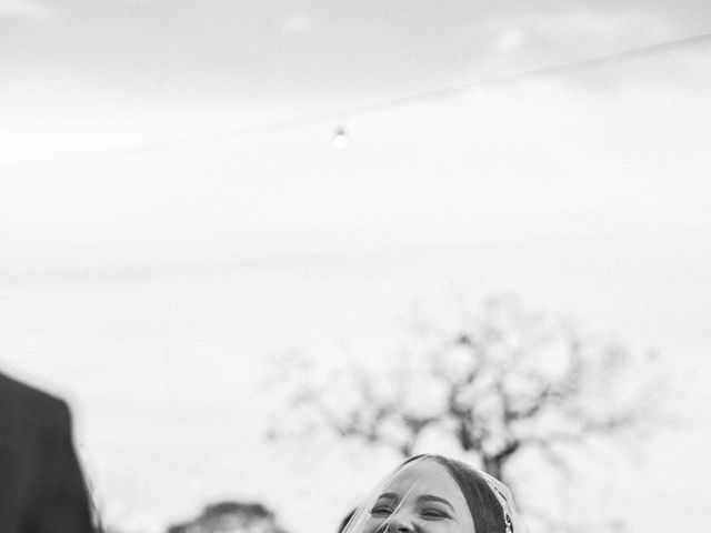 O casamento de Lucas e Larissa em Santo Antônio do Leverger, Mato Grosso 28