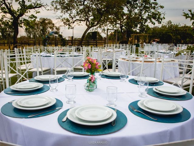 O casamento de Lucas e Larissa em Santo Antônio do Leverger, Mato Grosso 36