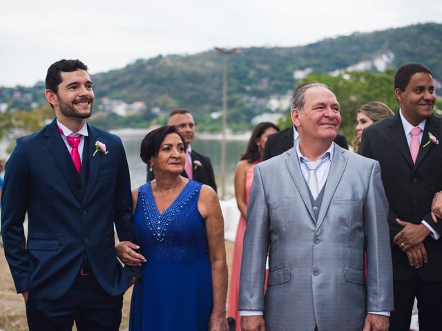 O casamento de Thiago e Lidiane em Niterói, Rio de Janeiro 28