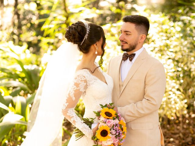 O casamento de Samuel e Mariana em Belo Horizonte, Minas Gerais 239