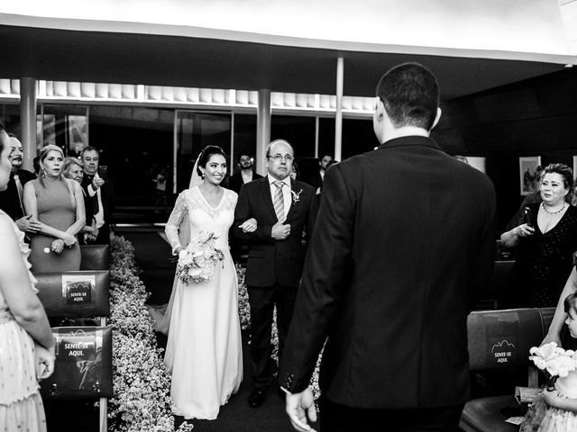 O casamento de Lucas e Dani em Belo Horizonte, Minas Gerais 55