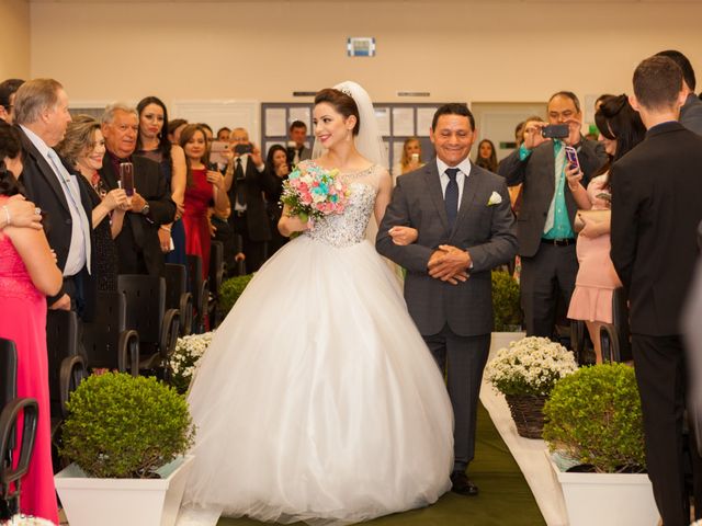 O casamento de Renan e Elisiane em Curitiba, Paraná 24