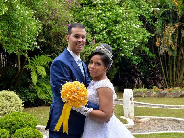 O casamento de Fernando e Camila em Franco da Rocha, São Paulo Estado 28