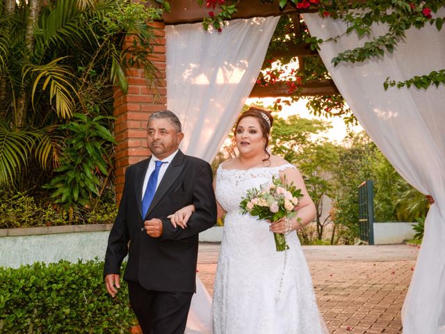 O casamento de Danilo e Fabiana em Caieiras, São Paulo 15