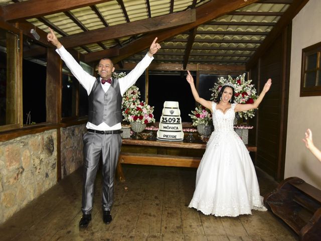 O casamento de Pierre e Mônica em Betim, Minas Gerais 6