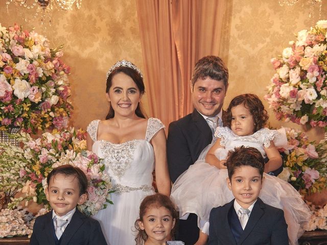 O casamento de Juliano e Luiza em Governador Valadares, Minas Gerais 23