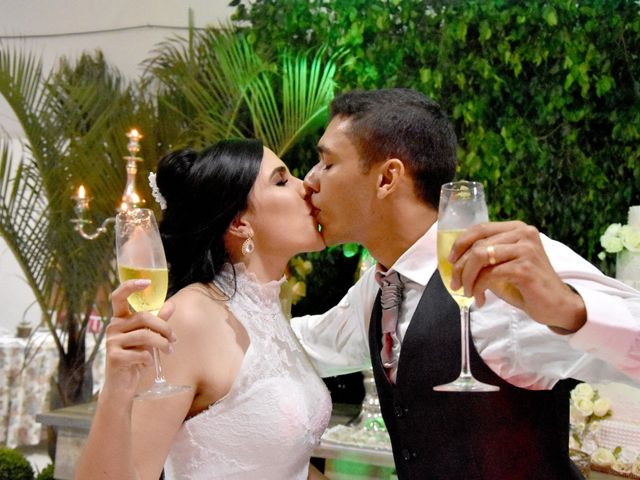 O casamento de Carlos e Andressa em Planaltina, Distrito Federal 34