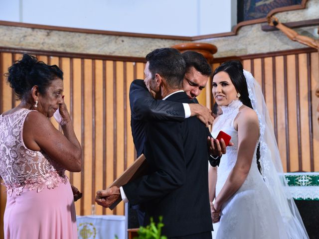 O casamento de Carlos e Andressa em Planaltina, Distrito Federal 43