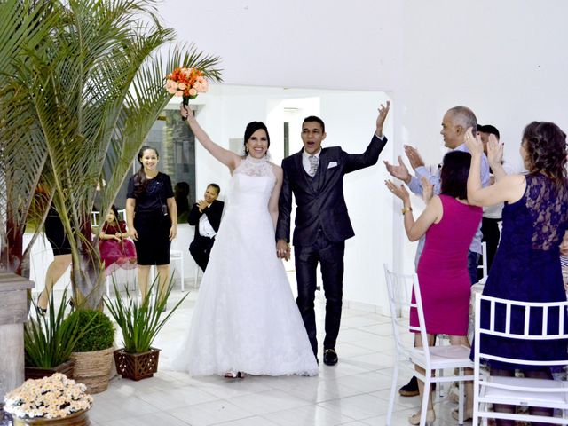 O casamento de Carlos e Andressa em Planaltina, Distrito Federal 21