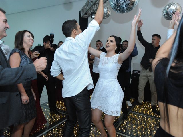 O casamento de Carlos e Andressa em Planaltina, Distrito Federal 30