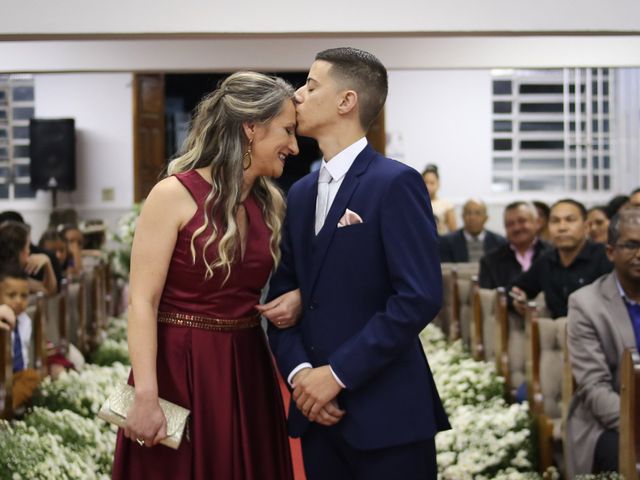 O casamento de Maurício e Flávia em Carapicuíba, São Paulo Estado 42