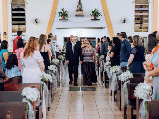 O casamento de Carlos e Léia em Apucarana, Paraná 10