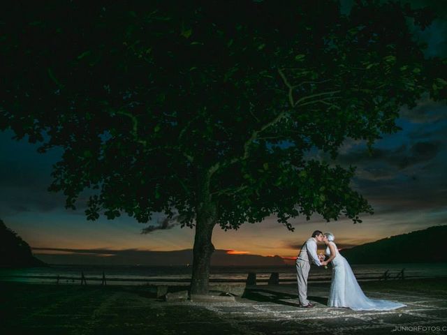 O casamento de Raphael e Emelly em Guarujá, São Paulo Estado 2