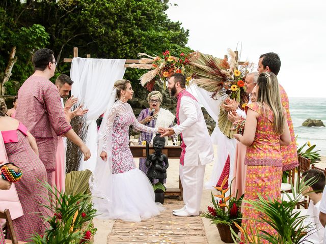 O casamento de Jader e Carol em Ubatuba, São Paulo 32