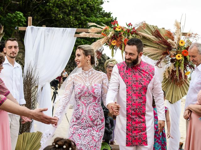 O casamento de Jader e Carol em Ubatuba, São Paulo Estado 33