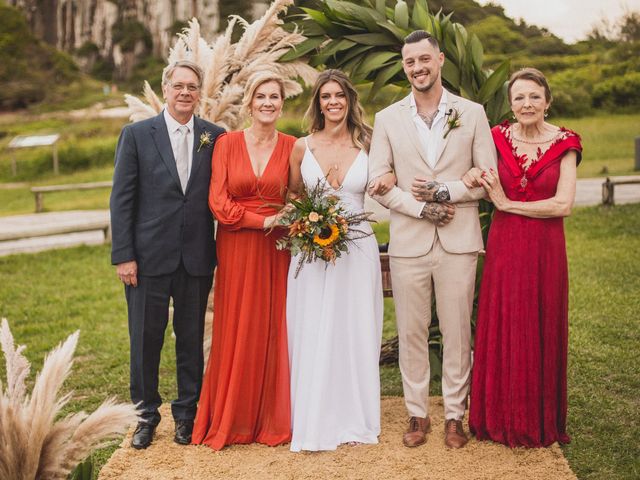 O casamento de Mateus e Bruna em Torres, Rio Grande do Sul 33