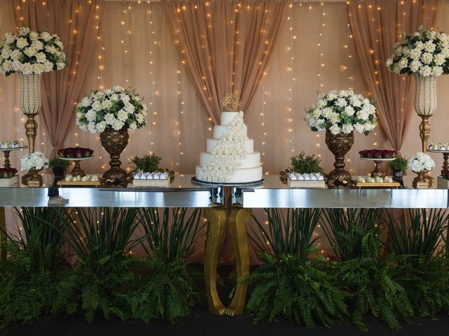 O casamento de Dener e Caliandra  em Balneário Gaivota, Santa Catarina 5