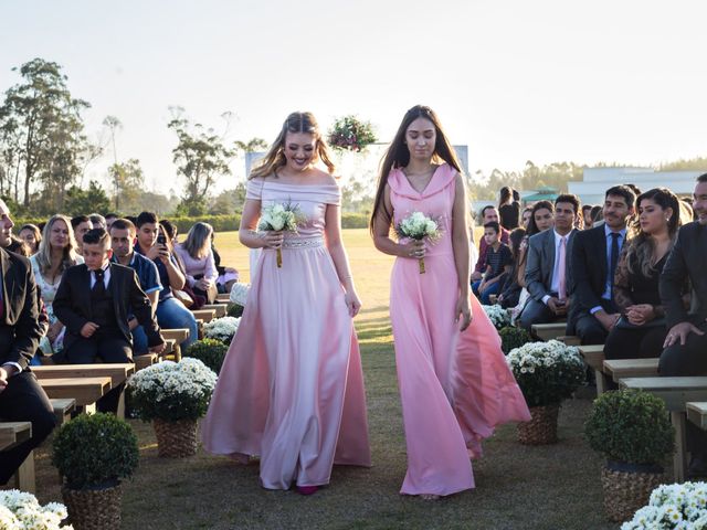 O casamento de Dener e Caliandra  em Balneário Gaivota, Santa Catarina 17