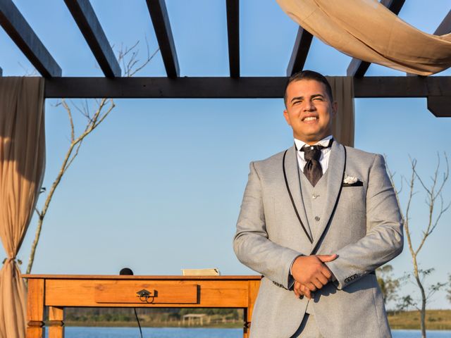 O casamento de Dener e Caliandra  em Balneário Gaivota, Santa Catarina 21