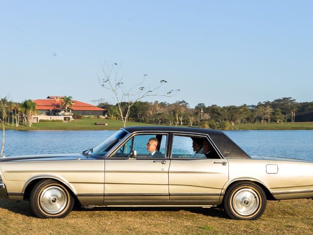 O casamento de Dener e Caliandra  em Balneário Gaivota, Santa Catarina 25