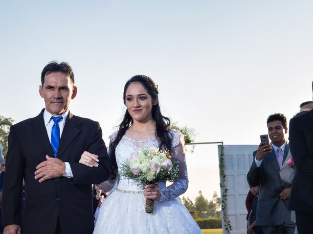 O casamento de Dener e Caliandra  em Balneário Gaivota, Santa Catarina 27