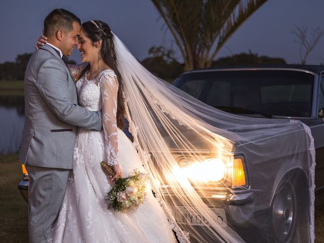 O casamento de Dener e Caliandra  em Balneário Gaivota, Santa Catarina 2