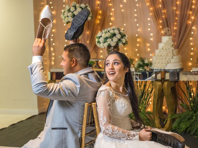 O casamento de Dener e Caliandra  em Balneário Gaivota, Santa Catarina 49