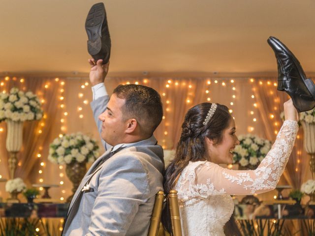 O casamento de Dener e Caliandra  em Balneário Gaivota, Santa Catarina 51
