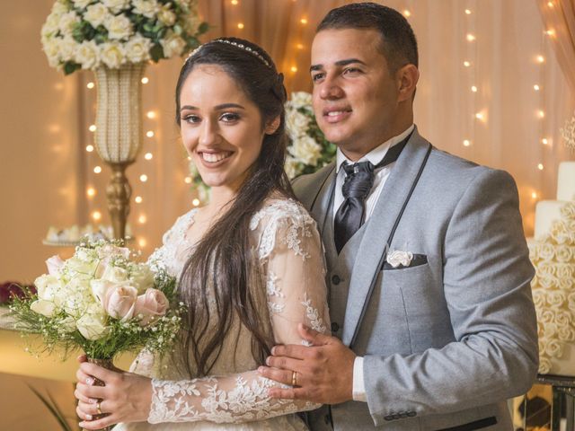 O casamento de Dener e Caliandra  em Balneário Gaivota, Santa Catarina 54