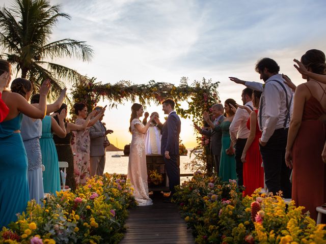 O casamento de Felipe e Fernanda em Armação dos Búzios, Rio de Janeiro 21