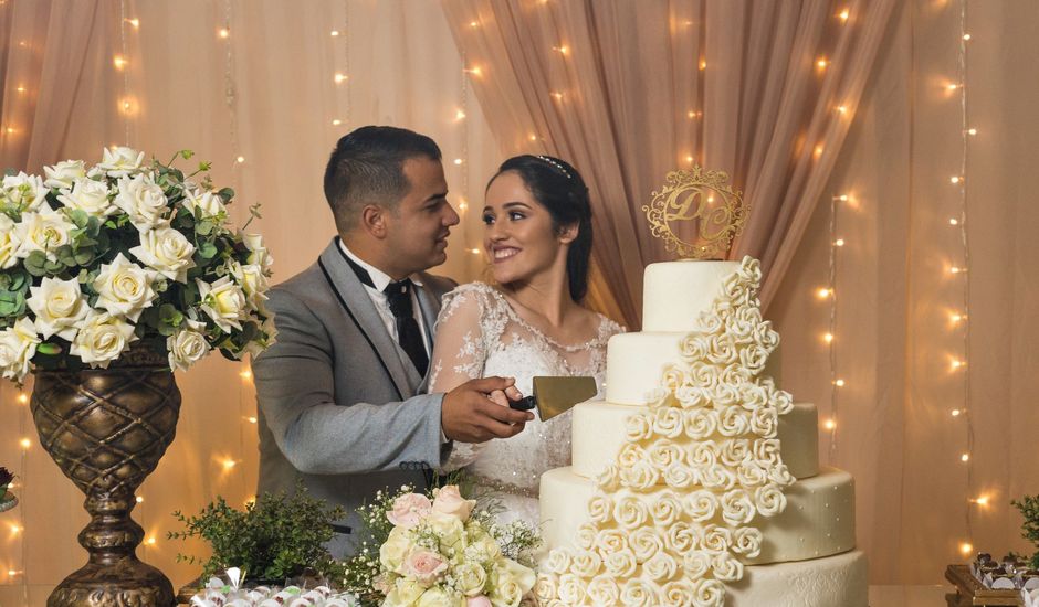 O casamento de Dener e Caliandra  em Balneário Gaivota, Santa Catarina